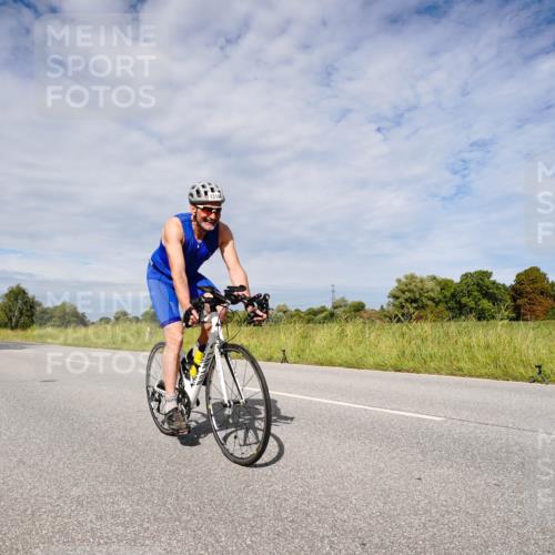31.08.2025 - Elbe Triathlon Hamburg Michael Burmester http://msf.ph/oto/8667293 31.08.2025 10:46:09 Radfahren 1259, 1314 meine-sportfotos.de