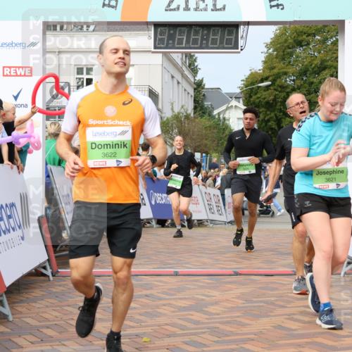 31.08.2025 - 21. Blankeneser Heldenlauf Strokosch-Dieckow http://msf.ph/oto/8667315 31.08.2025 11:15:34 Ziel 3495, 3621, 3622, 3458, 3028, 3014, 3397 meine-sportfotos.de