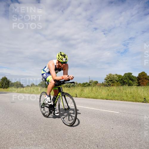 31.08.2025 - Elbe Triathlon Hamburg Michael Burmester http://msf.ph/oto/8667326 31.08.2025 10:46:51 Radfahren 799, 1208, 1246, 1268 meine-sportfotos.de