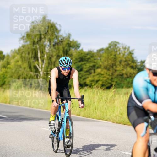 31.08.2025 - Elbe Triathlon Hamburg Michael Burmester http://msf.ph/oto/8667345 31.08.2025 09:41:38 Radfahren 302, 368, 608, 631, 678, 813 meine-sportfotos.de