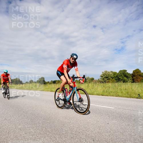 31.08.2025 - Elbe Triathlon Hamburg Michael Burmester http://msf.ph/oto/8667369 31.08.2025 10:47:34 Radfahren 1211, 1216, 1226, 1293, 1501 meine-sportfotos.de