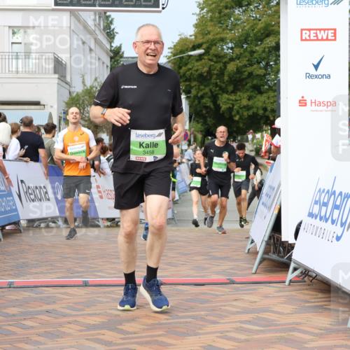 31.08.2025 - 21. Blankeneser Heldenlauf Strokosch-Dieckow http://msf.ph/oto/8667392 31.08.2025 11:15:30 Ziel 3497, 3478, 3495, 3621, 3622, 3458, 3014, 3397 meine-sportfotos.de