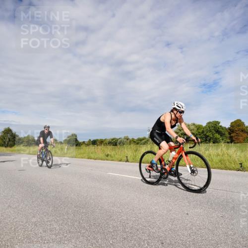 31.08.2025 - Elbe Triathlon Hamburg Michael Burmester http://msf.ph/oto/8667395 31.08.2025 10:48:09 Radfahren 870, 894, 1157, 1276, 1289, 1339, 1340, 1379 meine-sportfotos.de