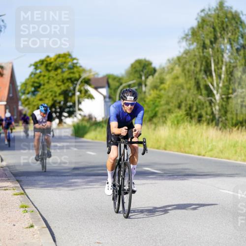 31.08.2025 - Elbe Triathlon Hamburg Michael Burmester http://msf.ph/oto/8667427 31.08.2025 09:42:11 Radfahren 278, 385, 465, 487, 590 meine-sportfotos.de
