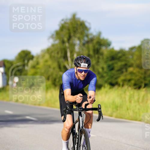 31.08.2025 - Elbe Triathlon Hamburg Michael Burmester http://msf.ph/oto/8667431 31.08.2025 09:42:11 Radfahren 278, 385, 465, 487, 590 meine-sportfotos.de