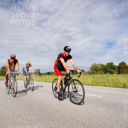 31.08.2025 - Elbe Triathlon Hamburg Michael Burmester http://msf.ph/oto/8667444 31.08.2025 10:49:08 Radfahren 1104, 1112, 1147, 1177, 1290 meine-sportfotos.de