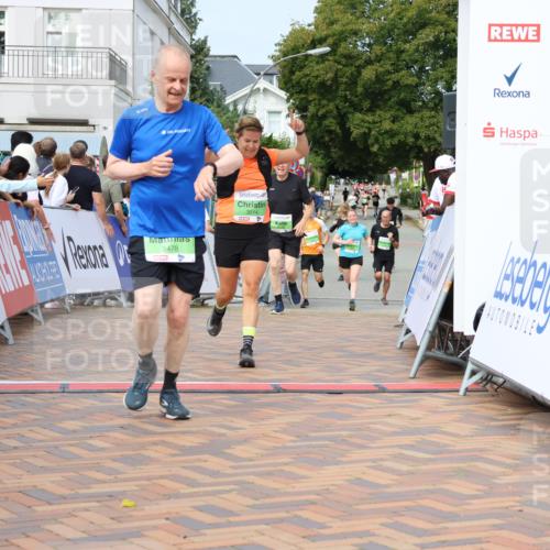 31.08.2025 - 21. Blankeneser Heldenlauf Strokosch-Dieckow http://msf.ph/oto/8667449 31.08.2025 11:15:27 Ziel 3340, 3339, 3497, 3478, 3621, 3458, 3014 meine-sportfotos.de