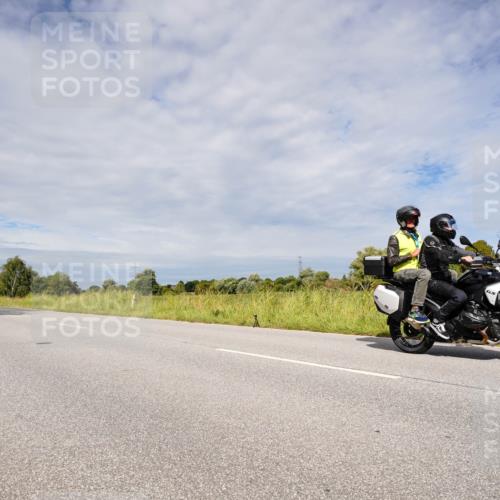31.08.2025 - Elbe Triathlon Hamburg Michael Burmester http://msf.ph/oto/8667459 31.08.2025 10:49:22 Radfahren  meine-sportfotos.de