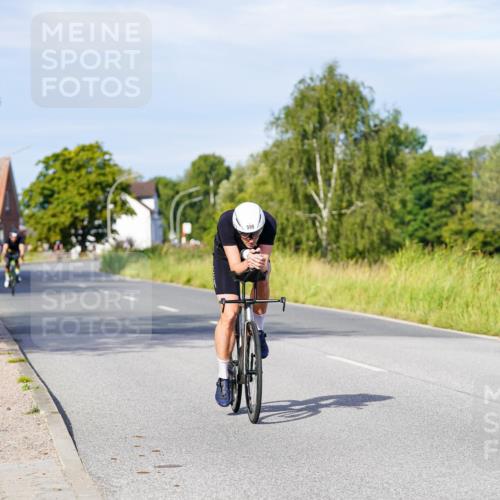 31.08.2025 - Elbe Triathlon Hamburg Michael Burmester http://msf.ph/oto/8667472 31.08.2025 09:42:29 Radfahren 269, 299, 598, 643 meine-sportfotos.de