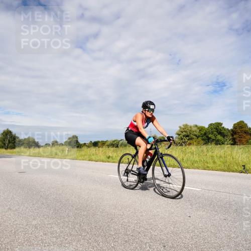 31.08.2025 - Elbe Triathlon Hamburg Michael Burmester http://msf.ph/oto/8667479 31.08.2025 10:50:00 Radfahren 886, 1364 meine-sportfotos.de