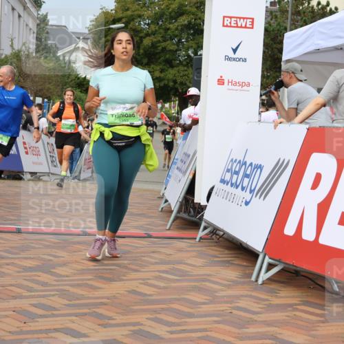 31.08.2025 - 21. Blankeneser Heldenlauf Strokosch-Dieckow http://msf.ph/oto/8667485 31.08.2025 11:15:25 Ziel 3340, 3339, 3497, 3478, 3458, 3014 meine-sportfotos.de