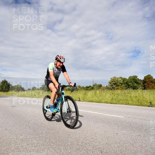 31.08.2025 - Elbe Triathlon Hamburg Michael Burmester http://msf.ph/oto/8667488 31.08.2025 10:50:17 Radfahren 1134, 1146, 1343, 1480 meine-sportfotos.de