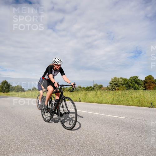 31.08.2025 - Elbe Triathlon Hamburg Michael Burmester http://msf.ph/oto/8667501 31.08.2025 10:50:26 Radfahren 1146, 1220, 1236, 1333, 1354 meine-sportfotos.de
