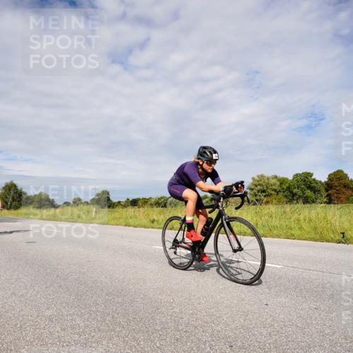 31.08.2025 - Elbe Triathlon Hamburg Michael Burmester http://msf.ph/oto/8667515 31.08.2025 10:50:51 Radfahren 794, 1176, 1287, 1324 meine-sportfotos.de