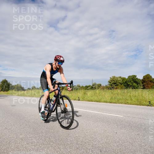 31.08.2025 - Elbe Triathlon Hamburg Michael Burmester http://msf.ph/oto/8667529 31.08.2025 10:51:10 Radfahren 1150, 1156, 1222, 1418, 1446 meine-sportfotos.de