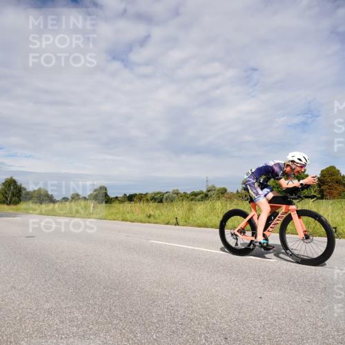 31.08.2025 - Elbe Triathlon Hamburg Michael Burmester http://msf.ph/oto/8667533 31.08.2025 10:51:13 Radfahren 1150, 1156, 1222, 1446, 1465 meine-sportfotos.de