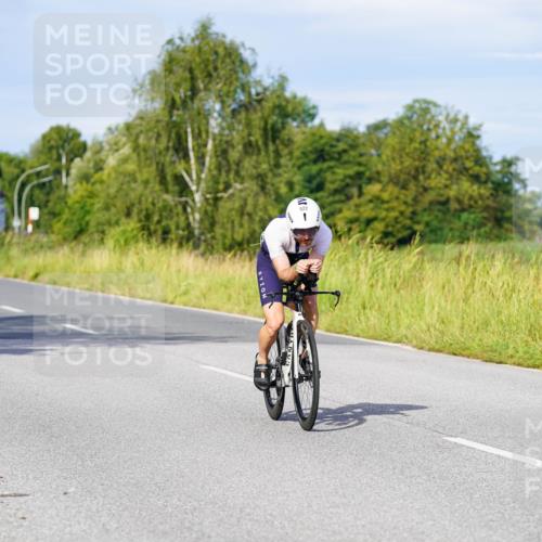 31.08.2025 - Elbe Triathlon Hamburg Michael Burmester http://msf.ph/oto/8667539 31.08.2025 09:42:51 Radfahren 268, 311, 438, 486, 490, 505, 522, 629, 648, 665, 715, 882, 893 meine-sportfotos.de