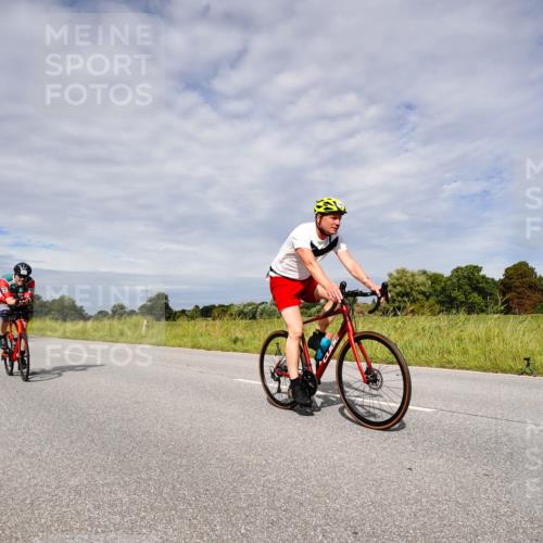 31.08.2025 - Elbe Triathlon Hamburg Michael Burmester http://msf.ph/oto/8667574 31.08.2025 10:51:54 Radfahren 1234, 1242, 1271, 1479, 1483 meine-sportfotos.de