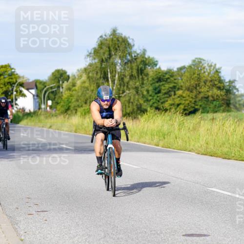 31.08.2025 - Elbe Triathlon Hamburg Michael Burmester http://msf.ph/oto/8667582 31.08.2025 09:43:04 Radfahren 321, 324, 605, 623, 624, 732, 795, 833, 837 meine-sportfotos.de