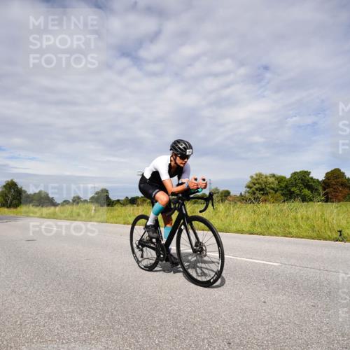 31.08.2025 - Elbe Triathlon Hamburg Michael Burmester http://msf.ph/oto/8667584 31.08.2025 10:52:05 Radfahren 1135, 1159, 1186, 1237, 1376, 1434, 1492 meine-sportfotos.de