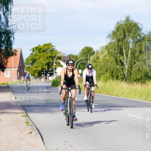 31.08.2025 - Elbe Triathlon Hamburg Michael Burmester http://msf.ph/oto/8667594 31.08.2025 09:43:07 Radfahren 321, 605, 622, 624, 795 meine-sportfotos.de