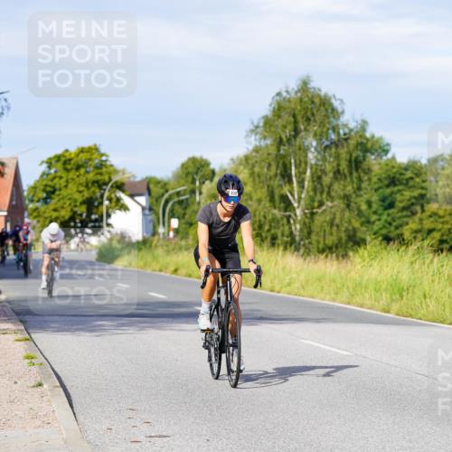 31.08.2025 - Elbe Triathlon Hamburg Michael Burmester http://msf.ph/oto/8667626 31.08.2025 09:43:25 Radfahren 249, 383, 519, 567, 680, 835 meine-sportfotos.de