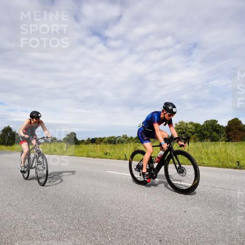31.08.2025 - Elbe Triathlon Hamburg Michael Burmester http://msf.ph/oto/8667629 31.08.2025 10:53:18 Radfahren 1378, 1413, 1449, 1487, 1494 meine-sportfotos.de