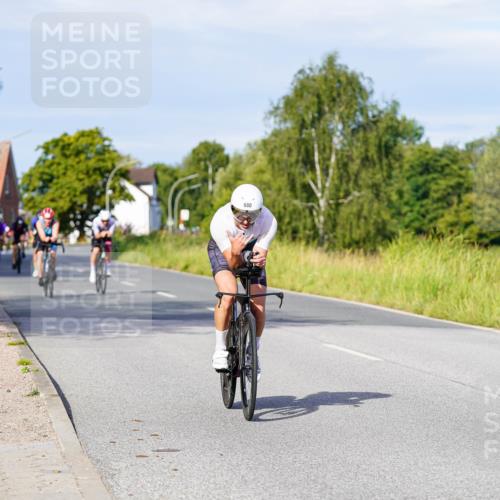 31.08.2025 - Elbe Triathlon Hamburg Michael Burmester http://msf.ph/oto/8667636 31.08.2025 09:43:28 Radfahren 383, 461, 519, 567, 680, 835, 888 meine-sportfotos.de
