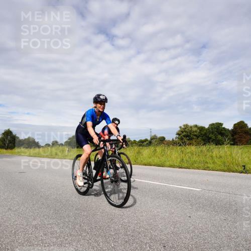 31.08.2025 - Elbe Triathlon Hamburg Michael Burmester http://msf.ph/oto/8667655 31.08.2025 10:53:58 Radfahren 1278, 1335, 1365, 1367, 1411, 1428 meine-sportfotos.de