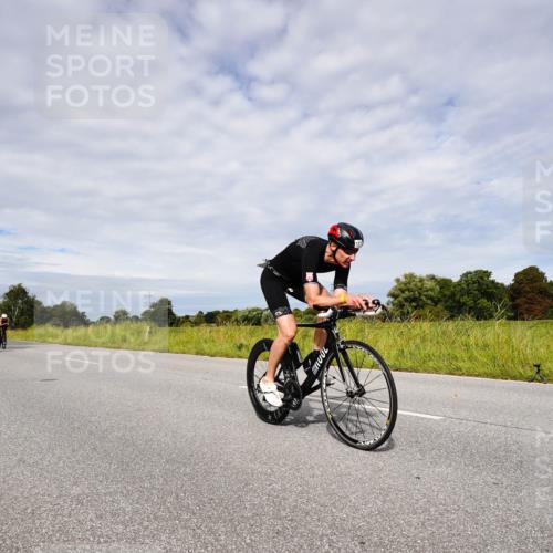 31.08.2025 - Elbe Triathlon Hamburg Michael Burmester http://msf.ph/oto/8667657 31.08.2025 10:54:01 Radfahren 1114, 1278, 1291, 1335, 1341, 1367, 1411, 1428 meine-sportfotos.de