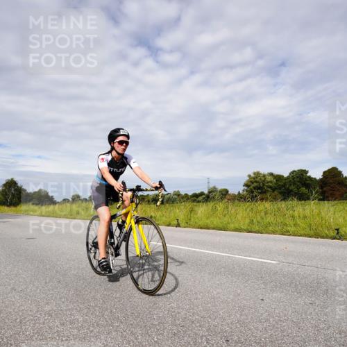 31.08.2025 - Elbe Triathlon Hamburg Michael Burmester http://msf.ph/oto/8667662 31.08.2025 10:54:04 Radfahren 1114, 1278, 1291, 1335, 1341, 1367, 1428, 1454 meine-sportfotos.de