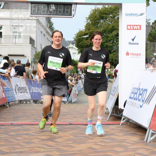 31.08.2025 - 21. Blankeneser Heldenlauf Strokosch-Dieckow http://msf.ph/oto/8667665 31.08.2025 11:15:11 Ziel 3561, 3560, 3226, 3260 meine-sportfotos.de