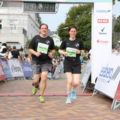 31.08.2025 - 21. Blankeneser Heldenlauf Strokosch-Dieckow http://msf.ph/oto/8667674 31.08.2025 11:15:11 Ziel 3561, 3560, 3226, 3260 meine-sportfotos.de