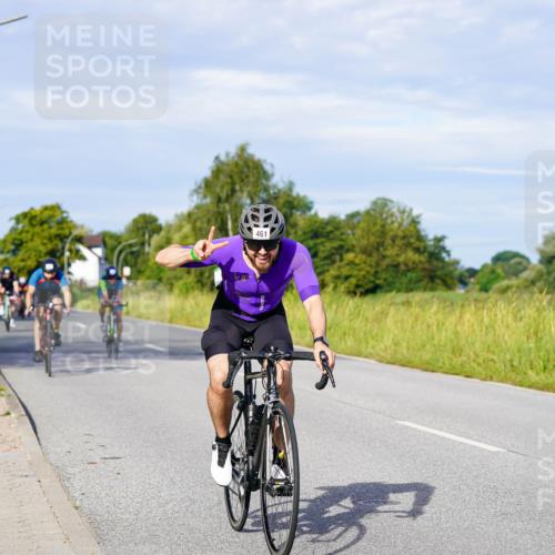 31.08.2025 - Elbe Triathlon Hamburg Michael Burmester http://msf.ph/oto/8667686 31.08.2025 09:43:35 Radfahren 282, 337, 461, 519, 866, 888, 913 meine-sportfotos.de