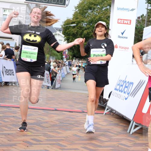 31.08.2025 - 21. Blankeneser Heldenlauf Strokosch-Dieckow http://msf.ph/oto/8667727 31.08.2025 11:15:02 Ziel 3535, 3534, 3586, 3661, 3610, 3270 meine-sportfotos.de