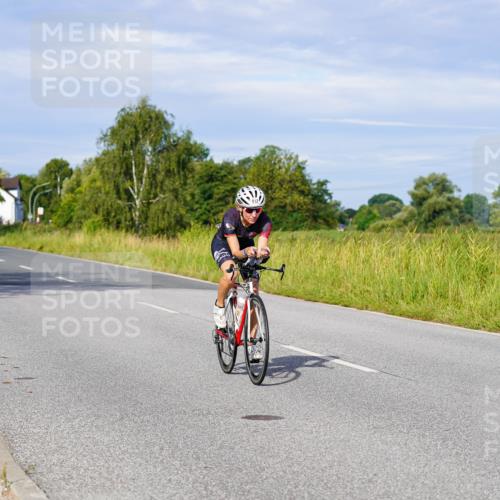 31.08.2025 - Elbe Triathlon Hamburg Michael Burmester http://msf.ph/oto/8667729 31.08.2025 09:43:42 Radfahren 337, 602, 800, 845, 866, 908, 913 meine-sportfotos.de