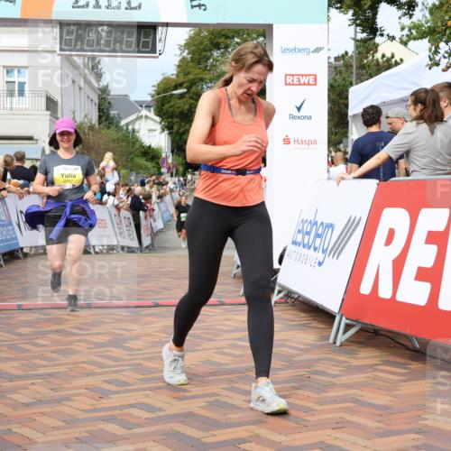 31.08.2025 - 21. Blankeneser Heldenlauf Strokosch-Dieckow http://msf.ph/oto/8667760 31.08.2025 10:57:07 Ziel 2167, 3502, 3419, 3117, 3157 meine-sportfotos.de