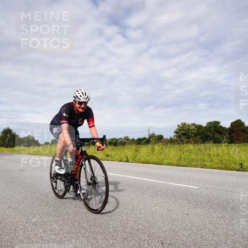 31.08.2025 - Elbe Triathlon Hamburg Michael Burmester http://msf.ph/oto/8667761 31.08.2025 10:56:00 Radfahren 1443, 1476, 1607 meine-sportfotos.de