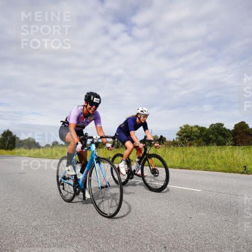 31.08.2025 - Elbe Triathlon Hamburg Michael Burmester http://msf.ph/oto/8667776 31.08.2025 10:56:34 Radfahren 1346, 1366, 1374, 1406, 1409, 1474, 1475 meine-sportfotos.de