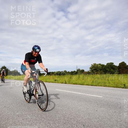 31.08.2025 - Elbe Triathlon Hamburg Michael Burmester http://msf.ph/oto/8667786 31.08.2025 10:56:42 Radfahren 772, 1166, 1250, 1301, 1407, 1430, 1474 meine-sportfotos.de