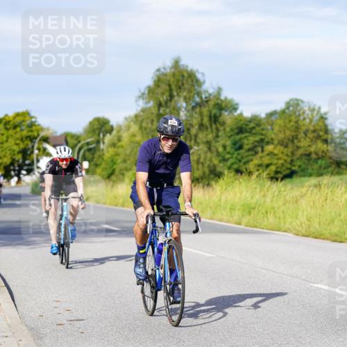 31.08.2025 - Elbe Triathlon Hamburg Michael Burmester http://msf.ph/oto/8667787 31.08.2025 09:43:56 Radfahren 281, 377, 450, 563, 610, 634, 770, 864 meine-sportfotos.de