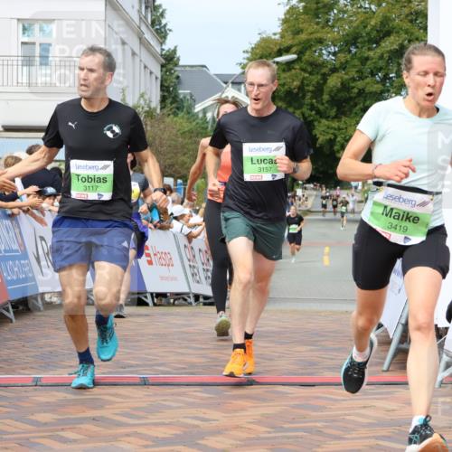 31.08.2025 - 21. Blankeneser Heldenlauf Strokosch-Dieckow http://msf.ph/oto/8667803 31.08.2025 10:57:04 Ziel 2167, 3502, 3419, 3385, 3117, 3157 meine-sportfotos.de