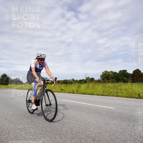 31.08.2025 - Elbe Triathlon Hamburg Michael Burmester http://msf.ph/oto/8667830 31.08.2025 10:57:21 Radfahren 1312, 1321, 1363, 1457 meine-sportfotos.de