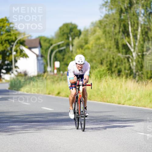 31.08.2025 - Elbe Triathlon Hamburg Michael Burmester http://msf.ph/oto/8667834 31.08.2025 09:44:19 Radfahren 719 meine-sportfotos.de