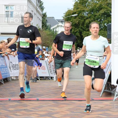 31.08.2025 - 21. Blankeneser Heldenlauf Strokosch-Dieckow http://msf.ph/oto/8667835 31.08.2025 10:57:03 Ziel 2167, 3502, 3419, 3385, 3117, 3157 meine-sportfotos.de