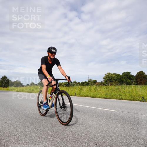 31.08.2025 - Elbe Triathlon Hamburg Michael Burmester http://msf.ph/oto/8667836 31.08.2025 10:57:27 Radfahren 1312, 1345, 1405, 1463 meine-sportfotos.de