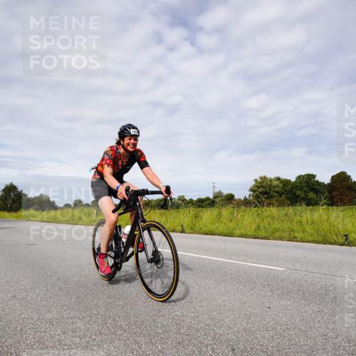 31.08.2025 - Elbe Triathlon Hamburg Michael Burmester http://msf.ph/oto/8667838 31.08.2025 10:57:30 Radfahren 1312, 1345, 1377, 1405, 1463 meine-sportfotos.de