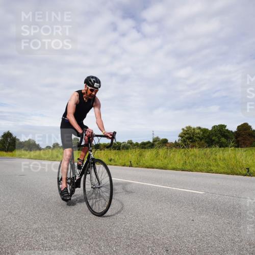 31.08.2025 - Elbe Triathlon Hamburg Michael Burmester http://msf.ph/oto/8667842 31.08.2025 10:57:34 Radfahren 1345, 1377, 1405, 1502 meine-sportfotos.de
