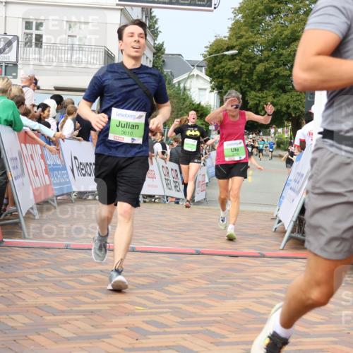 31.08.2025 - 21. Blankeneser Heldenlauf Strokosch-Dieckow http://msf.ph/oto/8667865 31.08.2025 11:14:58 Ziel 3479, 3535, 3534, 3586, 3661, 3610, 3336, 3270 meine-sportfotos.de