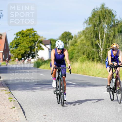31.08.2025 - Elbe Triathlon Hamburg Michael Burmester http://msf.ph/oto/8667868 31.08.2025 09:44:34 Radfahren 667, 825, 919 meine-sportfotos.de